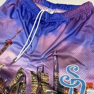 Snow Day Shorts Mens Large Purple City Skyline Mesh Shanghai SD‎ Logo Athletic